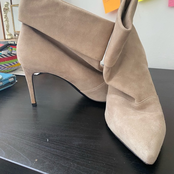 YSL Yves Saint Laurent khaki suede booties size 40 - Picture 5 of 8